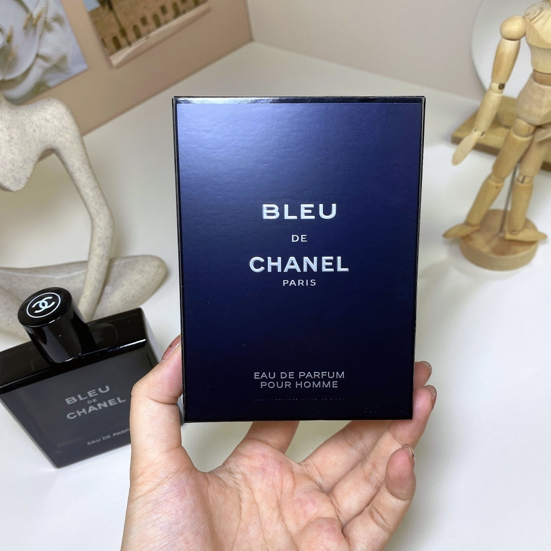 Bleu de Chanel Eau de Parfum 100ml – Fragranza Maschile Elegante e Intensa