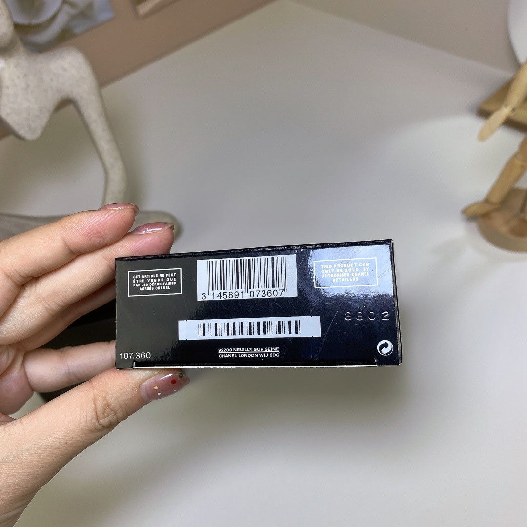 Bleu de Chanel Eau de Parfum 100ml – Fragranza Maschile Elegante e Intensa