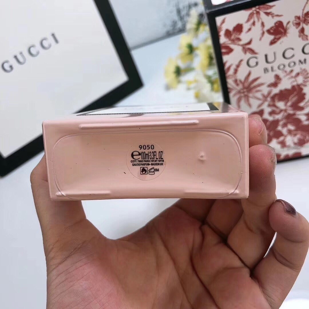 Gucci Bloom Eau de Parfum 100ml – Fragranza Femminile Floreale e Raffinata