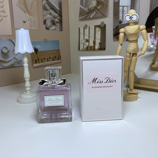 Miss Dior Blooming Bouquet Eau de Toilette 100ml – Fragranza Femminile Delicata e Floreale